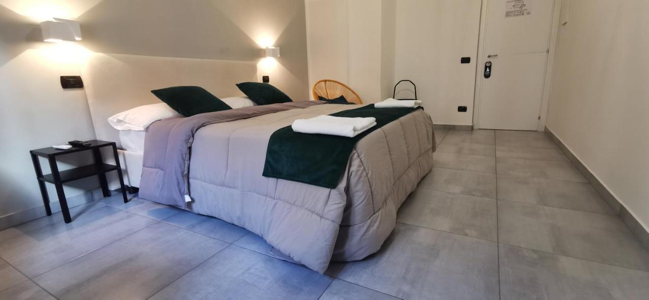 Hi Relais Rooms Naples Luaran gambar